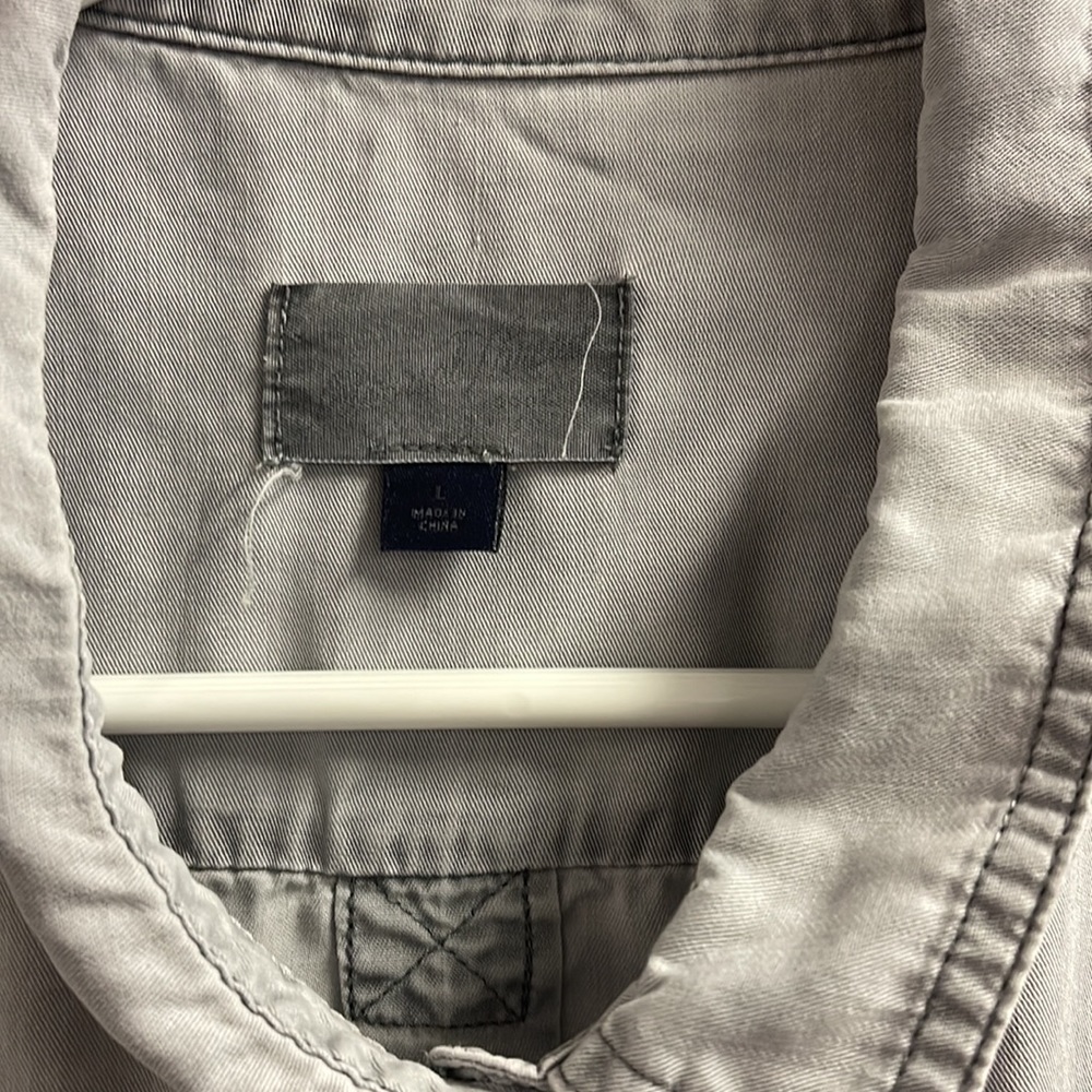 Universal thread gray button down - Picture 2 of 5